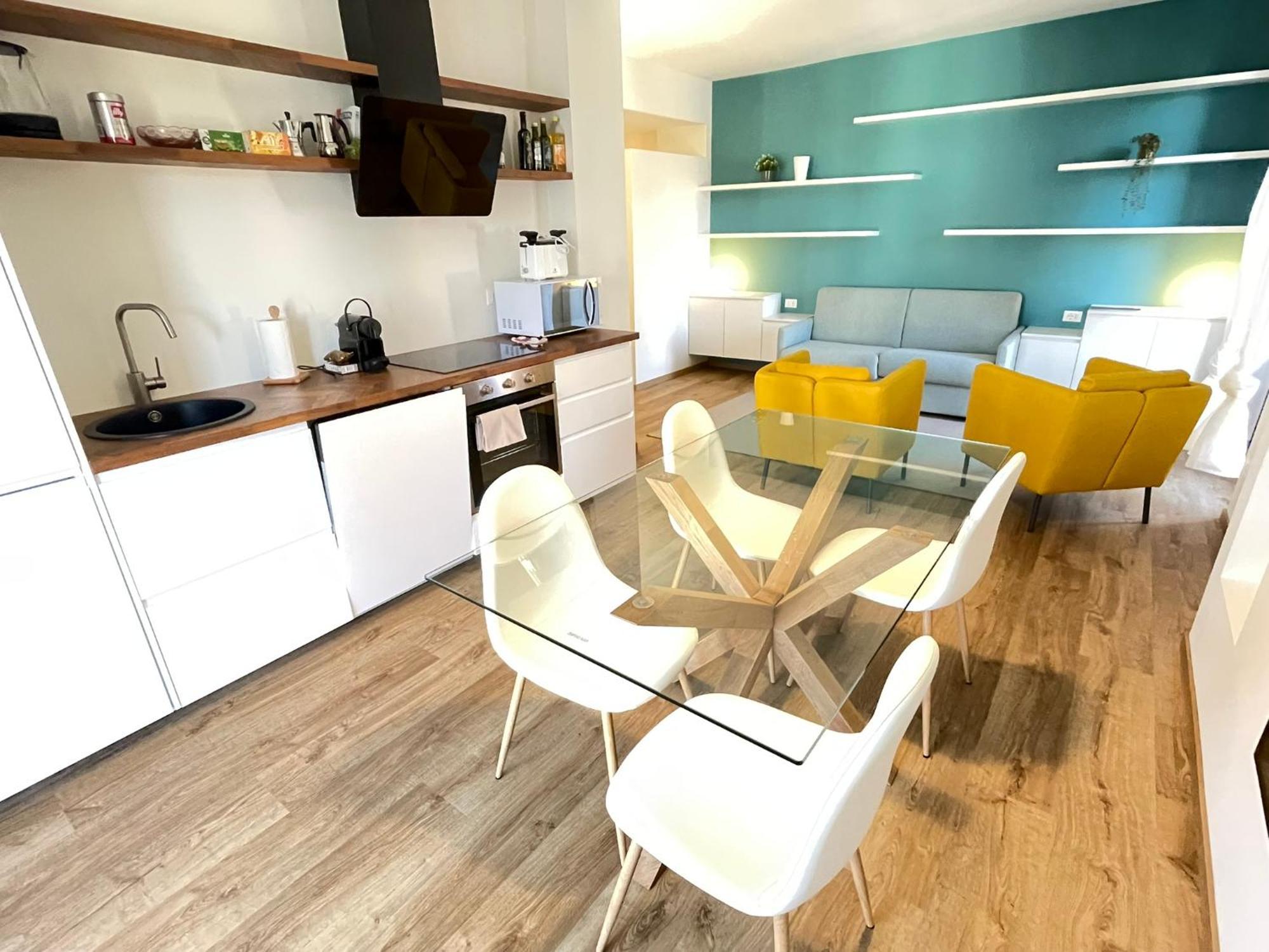 Lovingstresa 2 Brand New Apartment Bagian luar foto